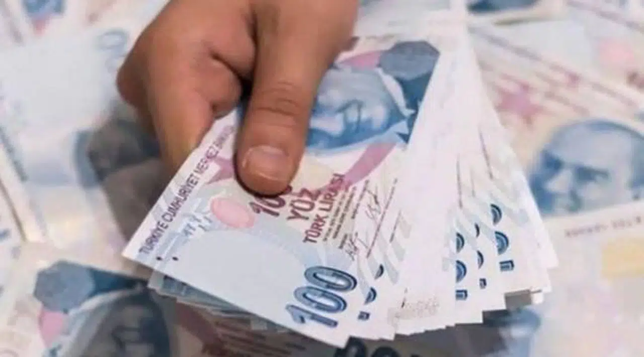 DİSK: Bu asgari ücretle geçinmek mümkün değil!