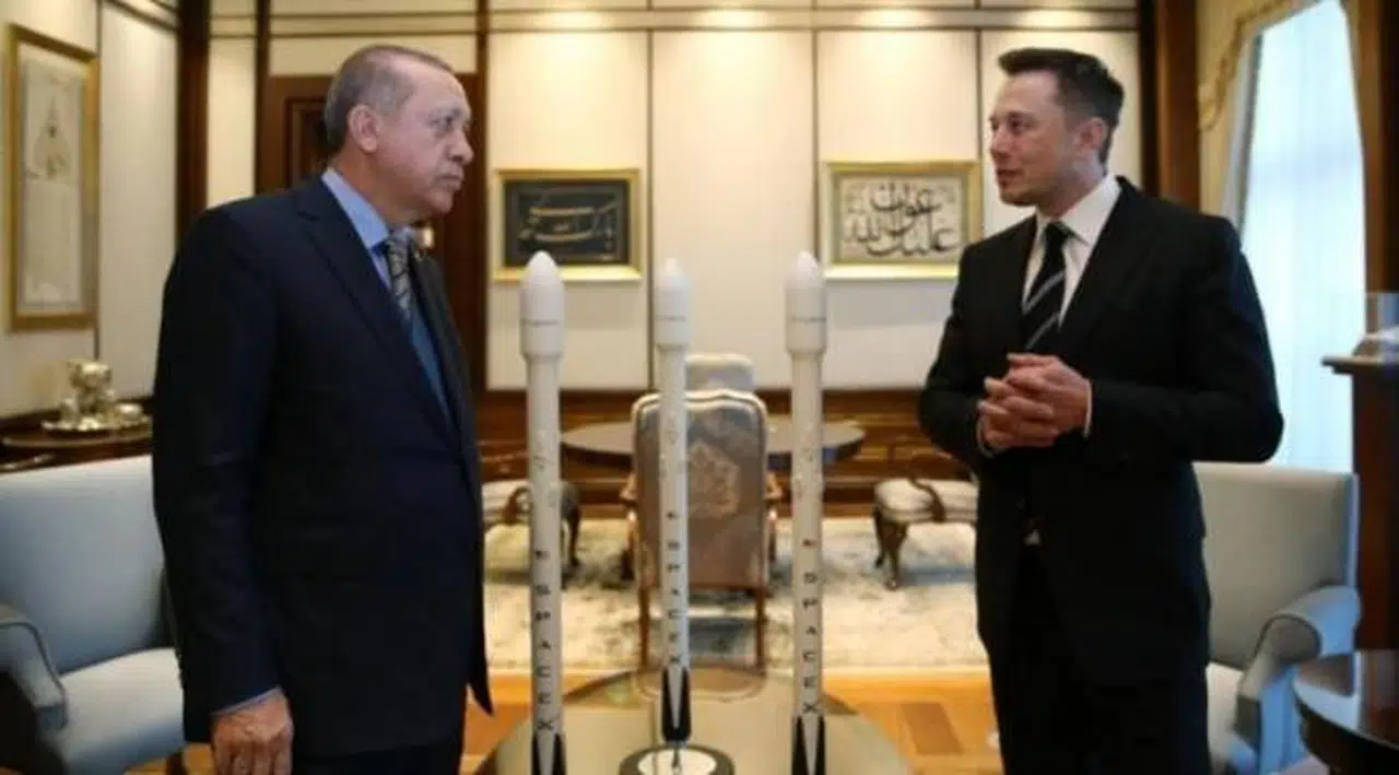 Erdoğan: Baskı ve şantaja boyun eğmeyen Musk’ı kutluyorum