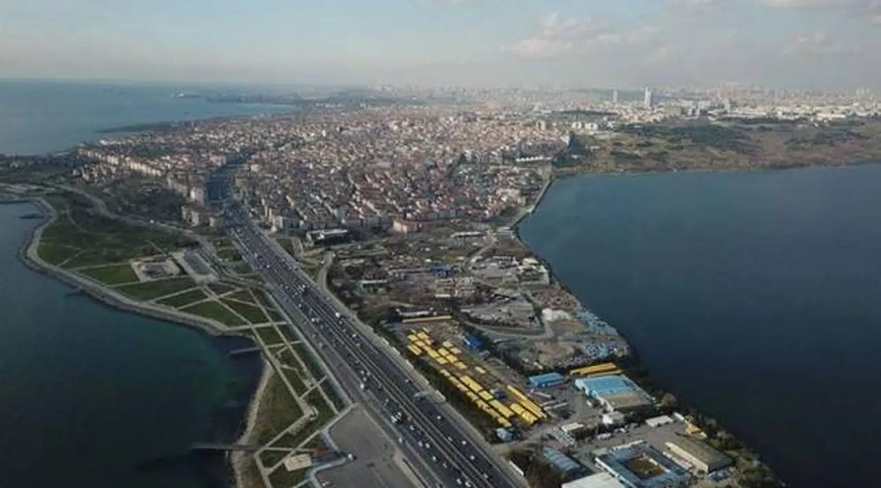 Erdoğan'ın çılgın projesi Kanal İstanbul'da bürokratlar imza atmıyor
