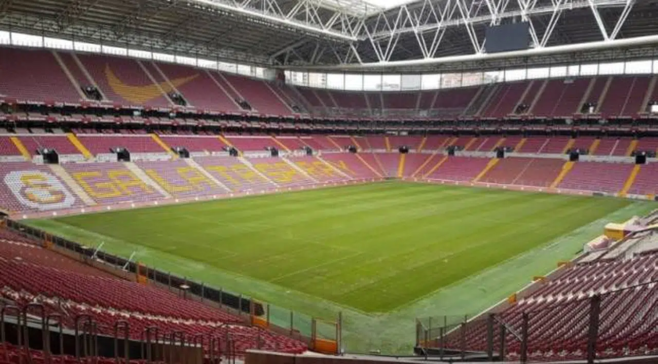 Galatasaray'dan yayın ihalesi resti