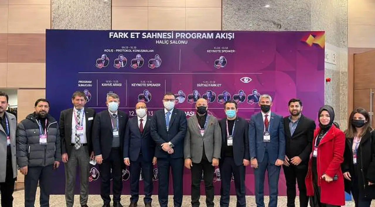 İş Dünyası 'Fark Et'tiren Zirvede Buluştu