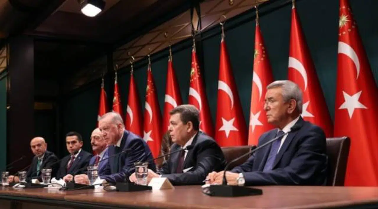 'Yeni asgari ücret sonrası işten çıkarmalar başladı, patronların bir bölümü maaşı elden geri alacak'