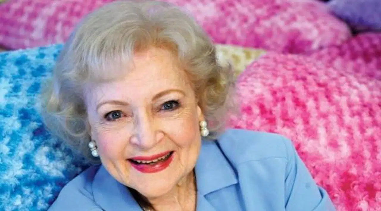 Betty White yaşamını yitirdi