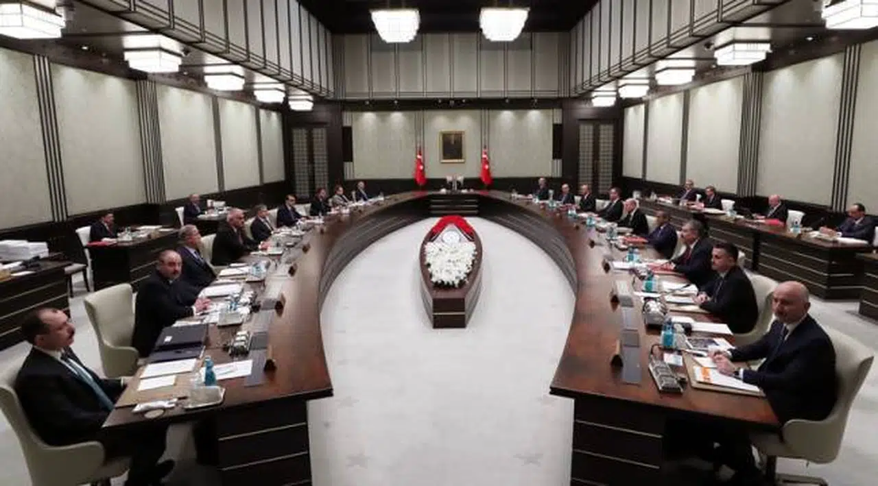Cumhurbaşkanlığı Kabinesi toplanıyor! Gündemde 3 önemli başlık var