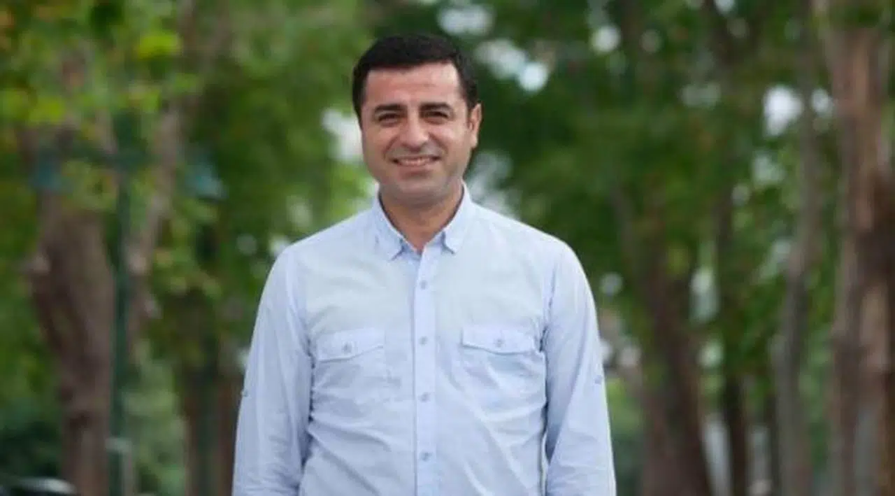 Demirtaş'tan HDP mitingine çağrı: "Farz edin ki ben de oradayım"