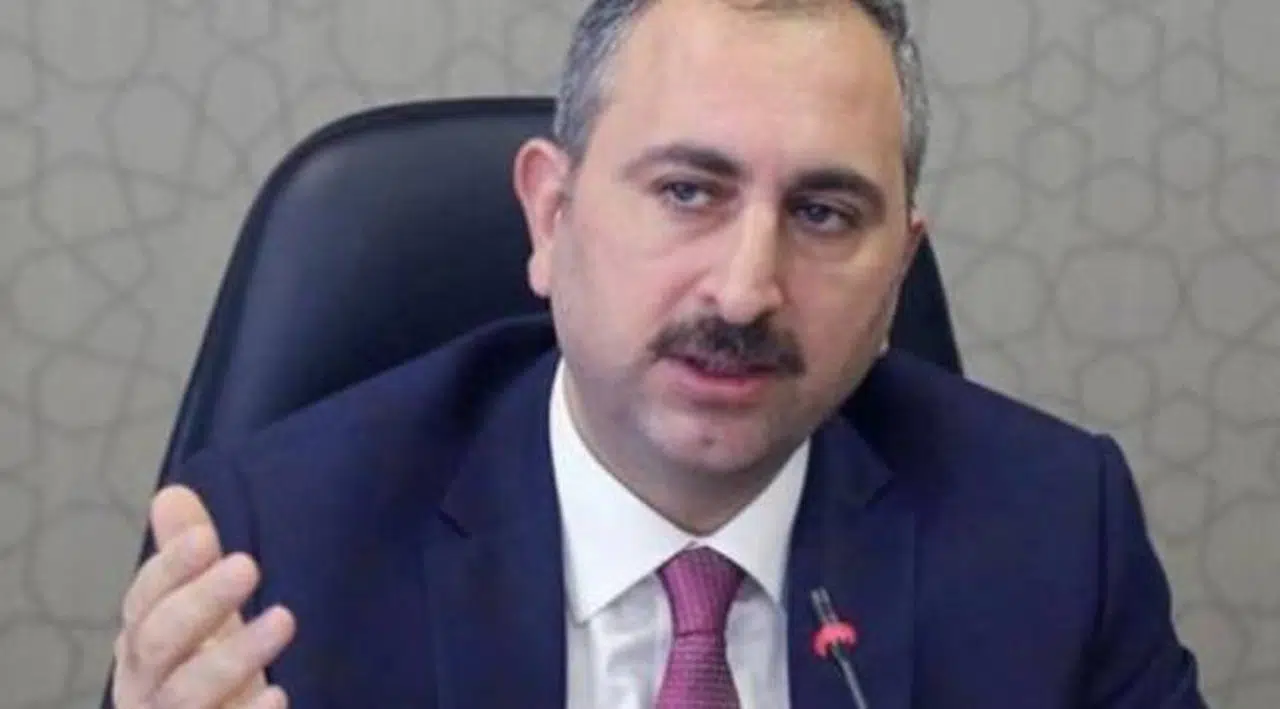 Görevden alınan Abdülhamit Gül'den ilk açıklama