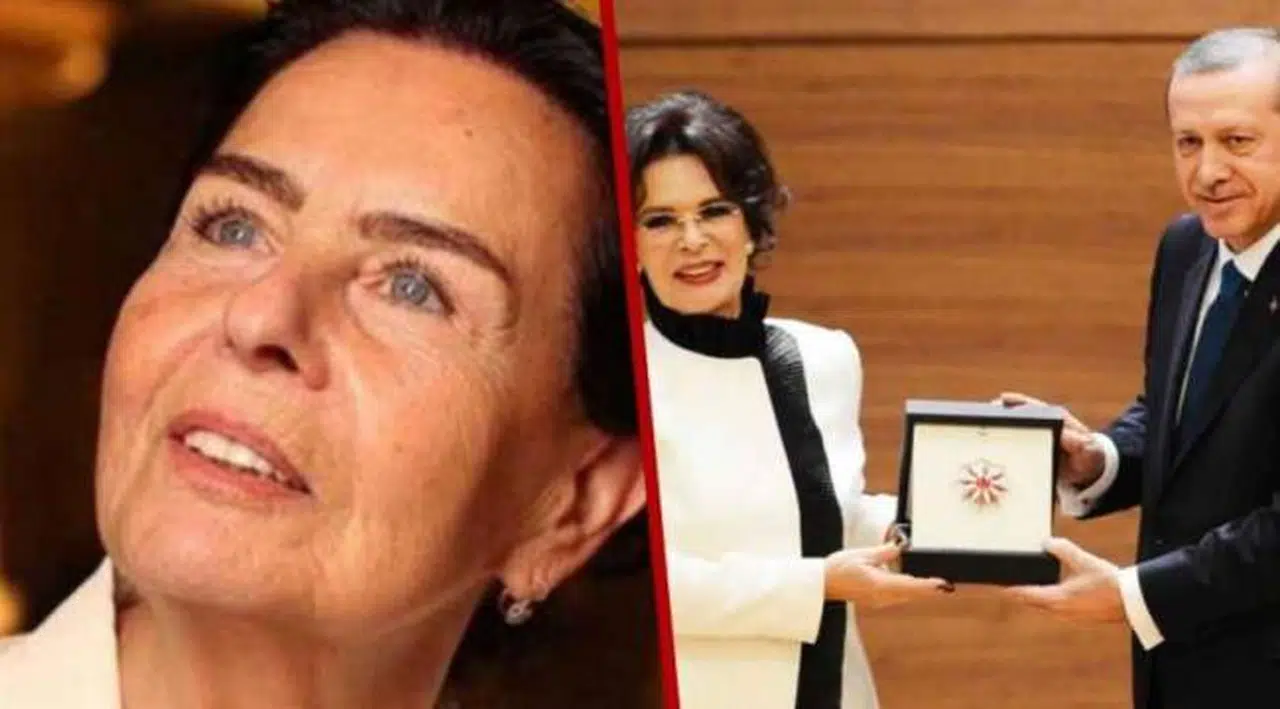 Hülya Koçyiğit Atatürk'ü hatırladı
