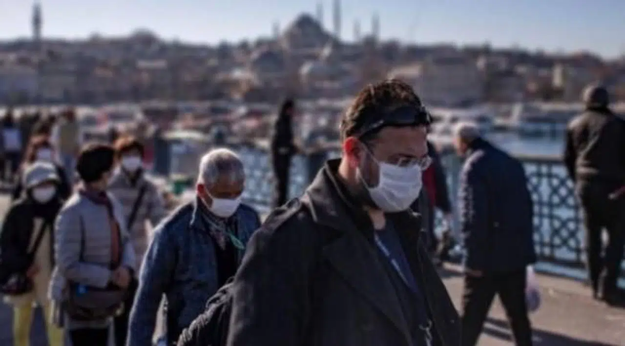 İBB'de pozitif vaka sayısı bir haftada iki buçuk kat arttı
