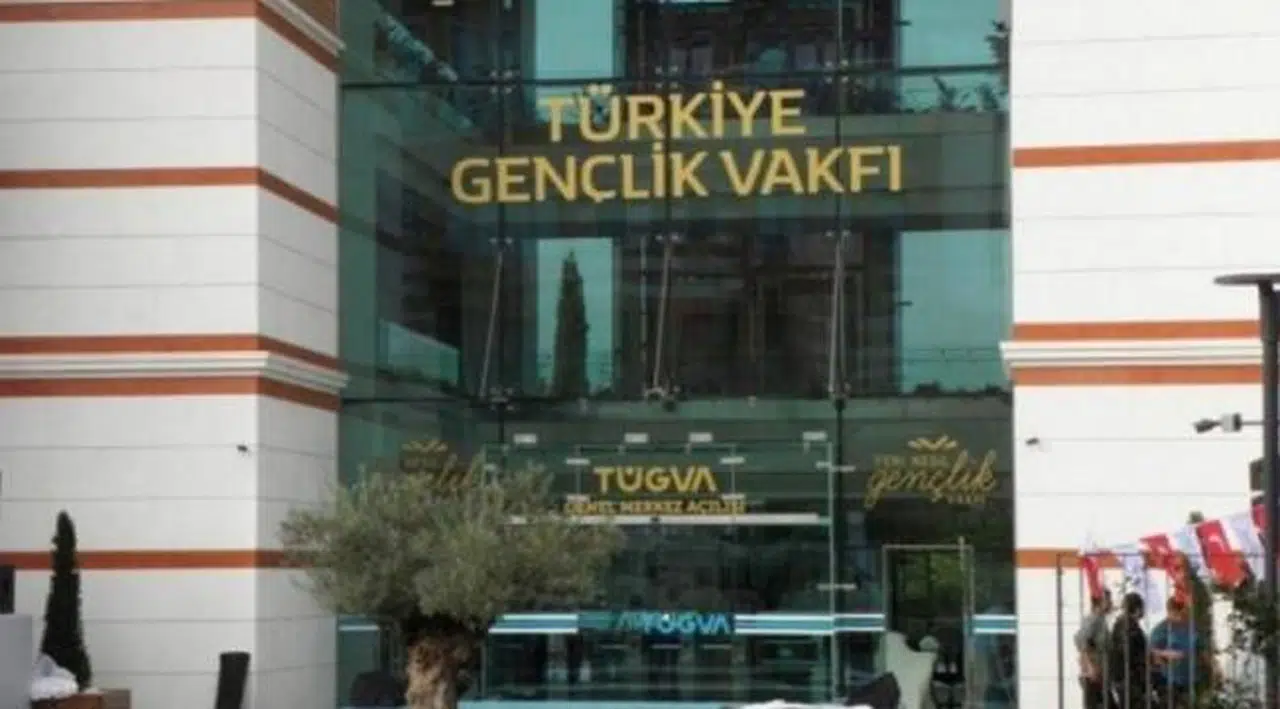 İBB milyonluk ihaleyi TÜGVA yöneticisine verdi