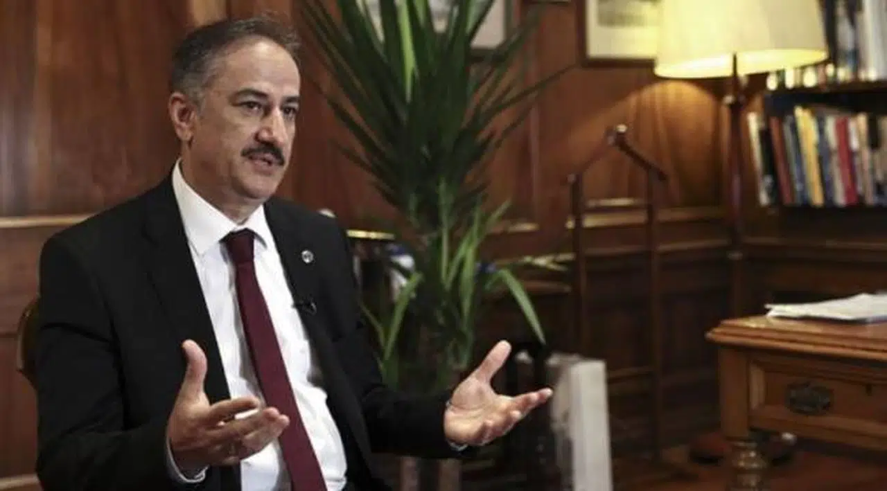 Kayyum rektörden 3 dekanın görevden alınmasıyla ilgili açıklama