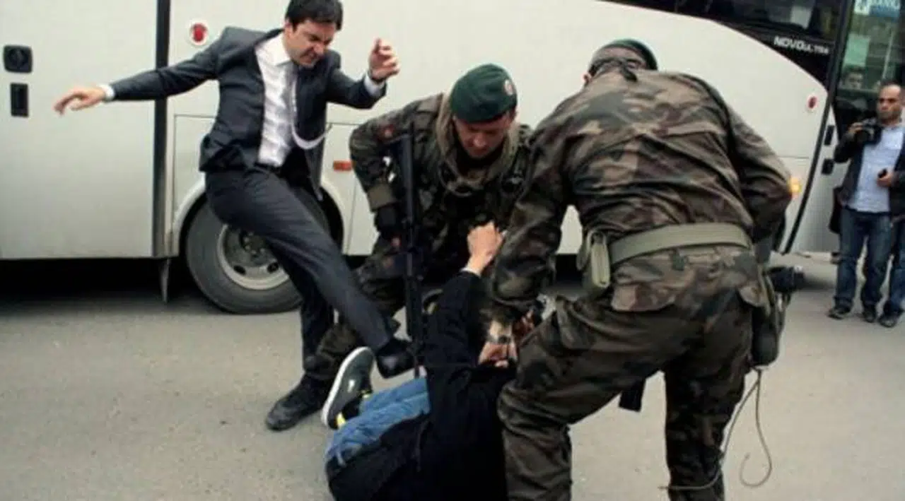 Soma'da madenciyi tekmeleyen Yusuf Yerkel ataşe olarak atandı