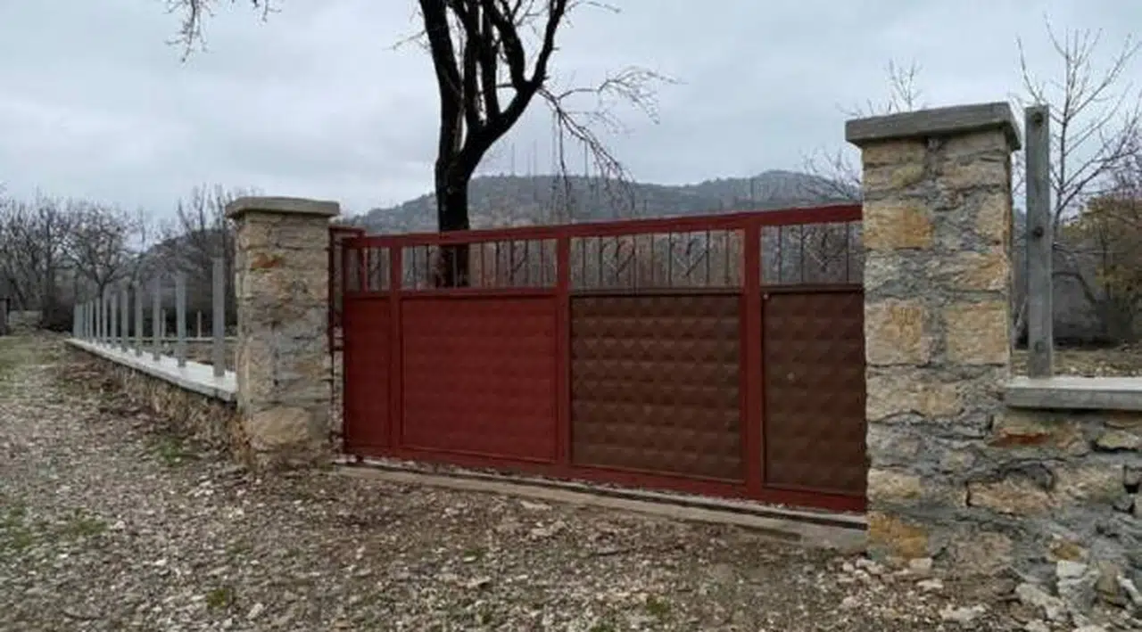 Turizm Bakanı'nın köyünde kaçak imar: Koruma Kurulu harekete geçti
