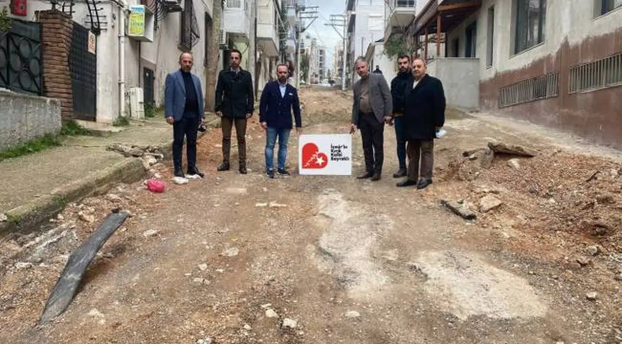 AK Partili Polat’dan Başkan Sandal’a gönderme  ’’Sayesinde, ‘İzmir’in kırık kalbi Bayraklı’ oldu’’