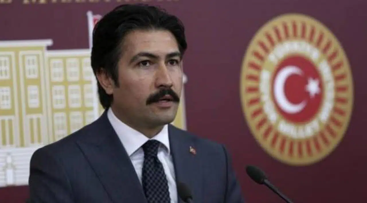 AKP'den deklarasyon sonrası ilk tepki: 'Kılıçdaroğlu'nun masasına meze olmuşlar'