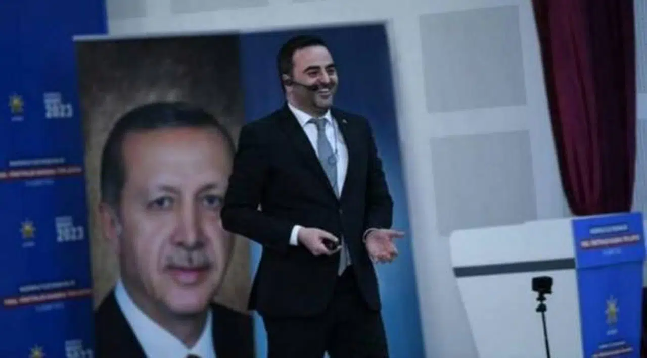 AKP'li başkandan tepki çeken sözler: Atatürk’ün heykellerini yıkar, Erdoğan'ın heykellerini koyarlardı