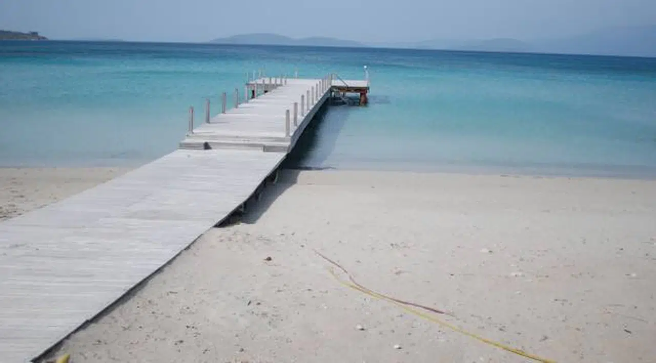 Çeşme'de karaya vurmuş bir ceset bulundu
