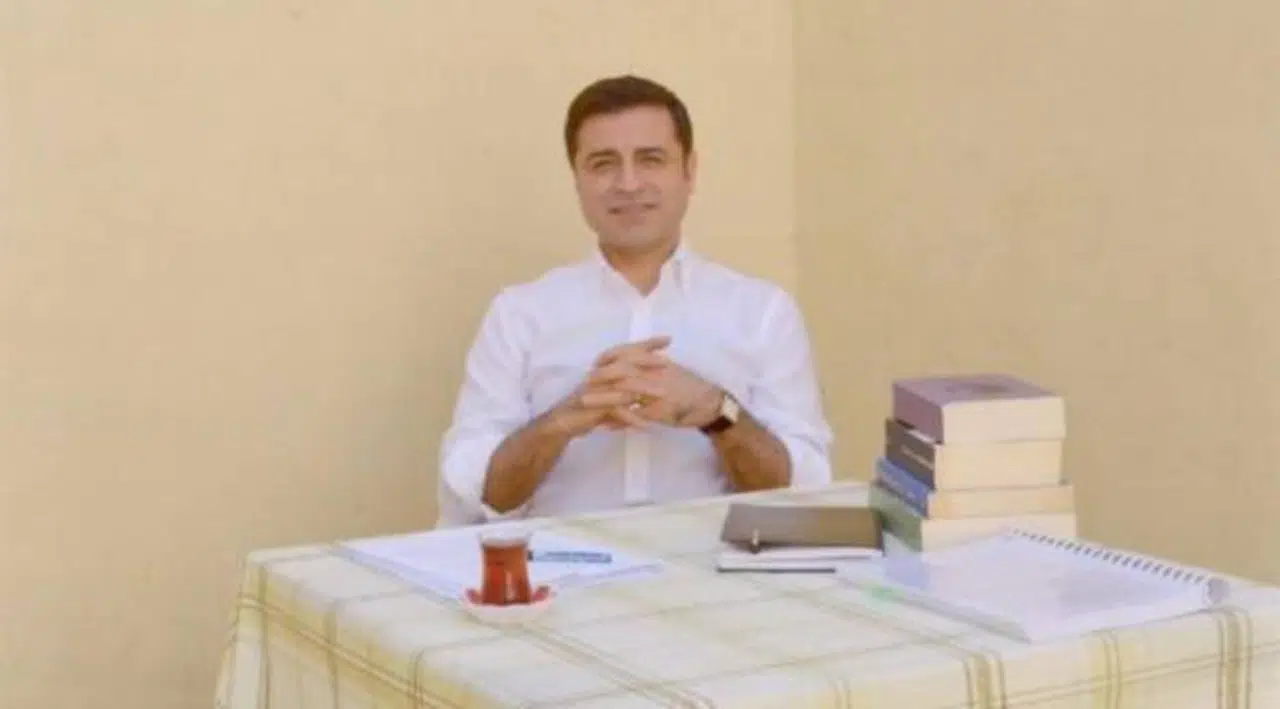Demirtaş: İktidarın çözüm süreçleri dahil her seçeneği masada tuttuğuna eminim