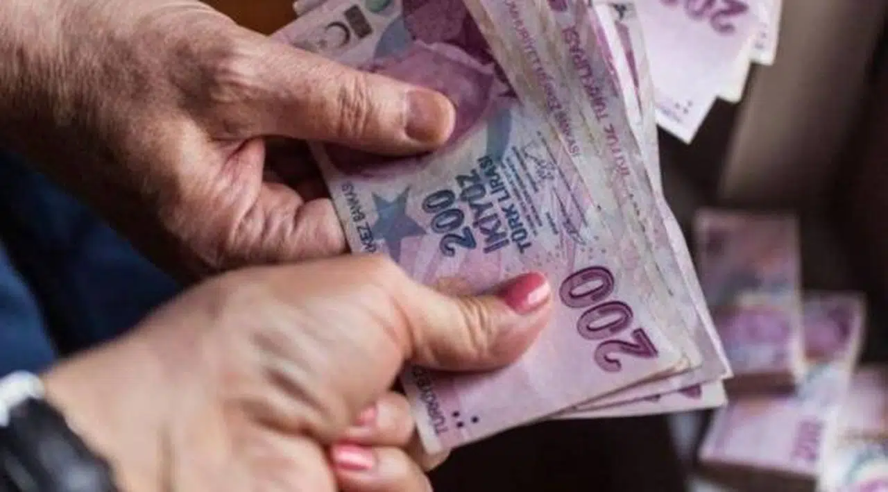Emekli ikramiyesi tartışması: Bu yıl ödenecek tahmini miktarı açıkladılar