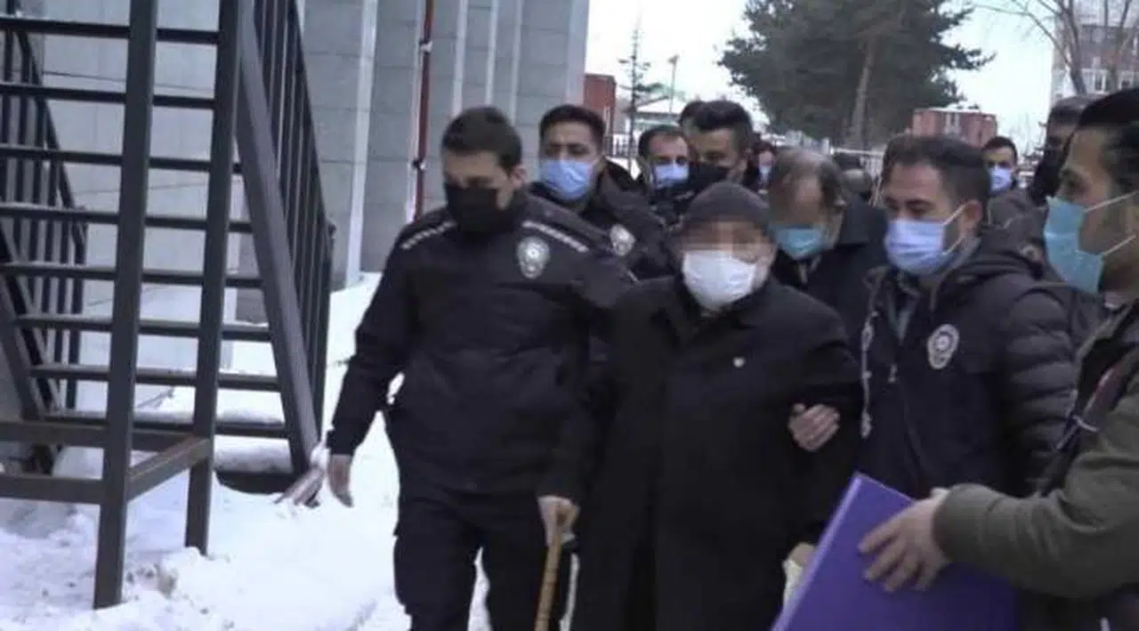 Engelliler derneğine fuhuş baskını: 'Podyuma çıktık'