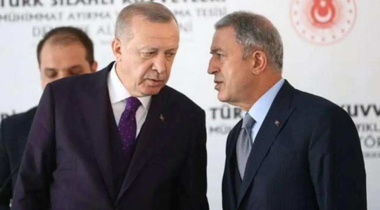 Hulusi Akar Covid-19'a yakalandığını duyurdu