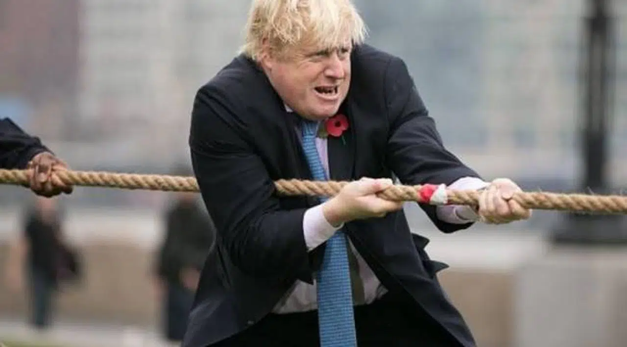 Johnson: Rusya'nın Ukrayna'ya saldırması durumunda yaptırımlar otomatik olarak yürürlüğe girecek