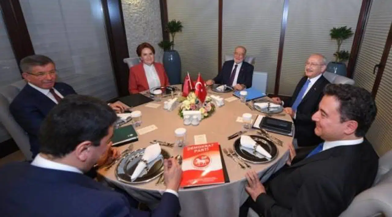 'Liderler buluşması'nda konuşulanlar: 'Geçiş süreci' çalışılacak, farklı komisyonlar kurulacak