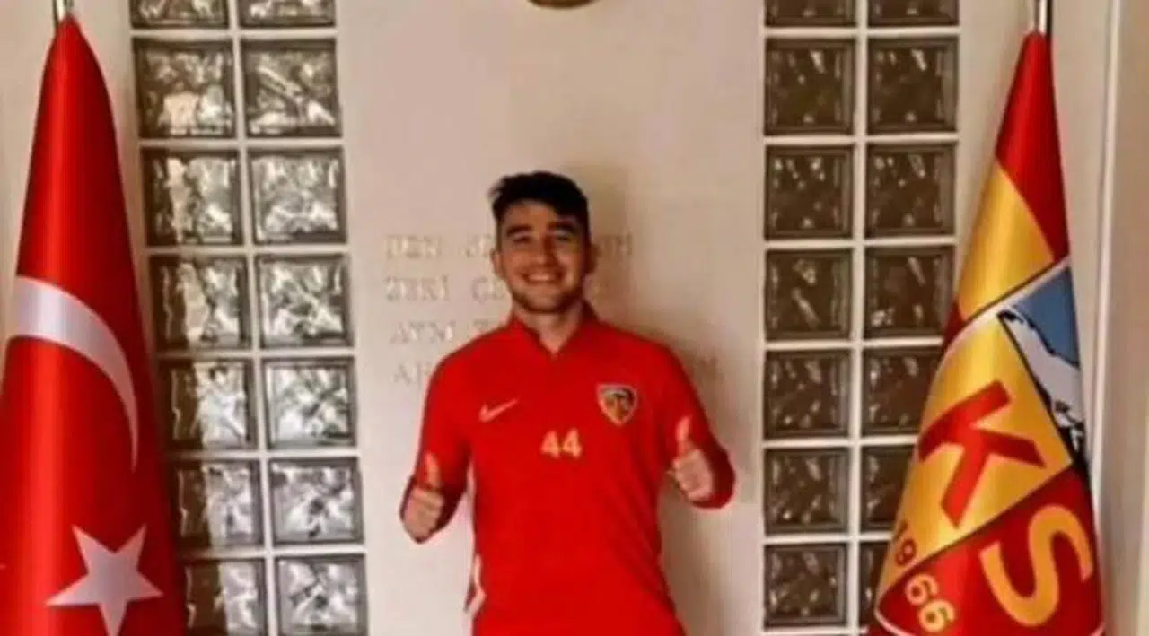 Menajer, iki futbolcuyu ‘sizi profesyonel yapacağım’ diyerek 100’er bin TL dolandırdı