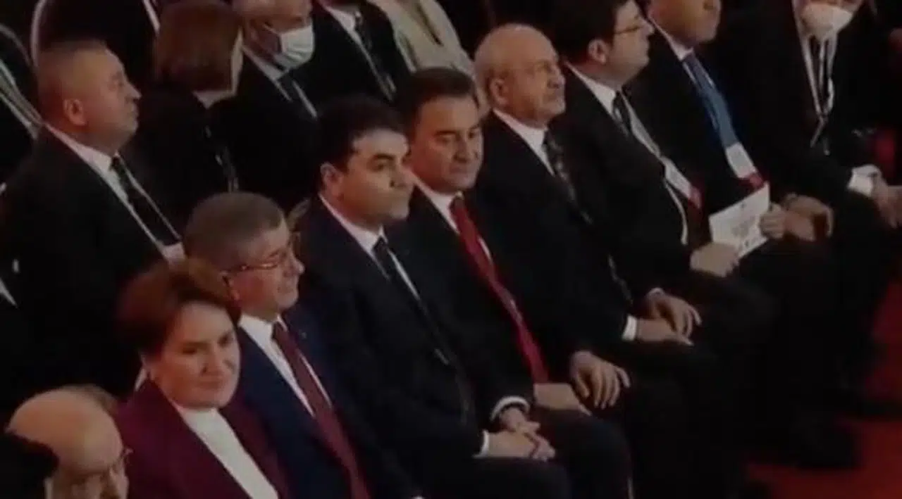 Muhalefetin 'parlamenter sistem' deklarasyon toplantısı başladı
