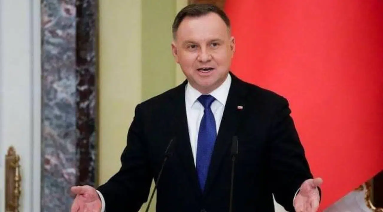 Polonya Cumhurbaşkanı: Rus vatandaşlarının ülkeye girişini engelleyebiliriz