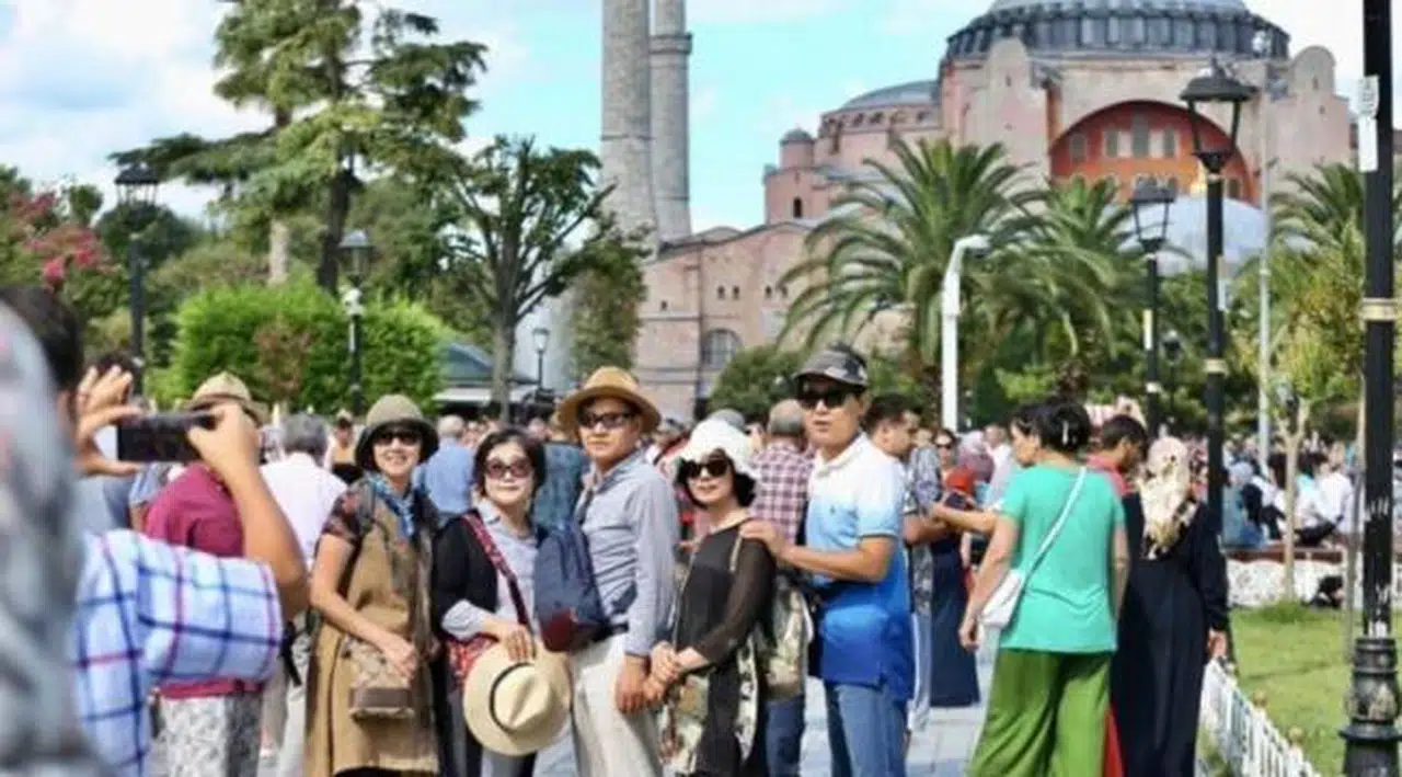 Yabancı turist sayısı ocakta yüzde 151,4 arttı