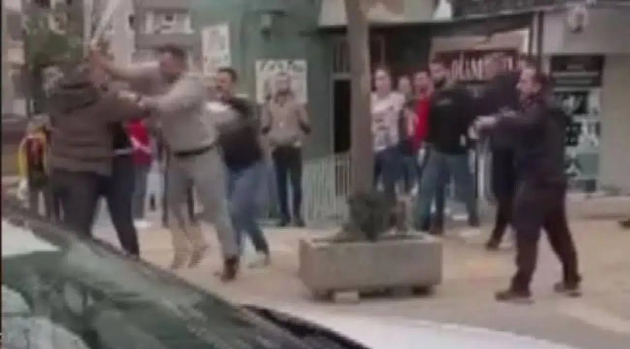 Zonguldak'ta 'çürük portakal' kavgası: Zülfikar kılıcıyla saldırdı