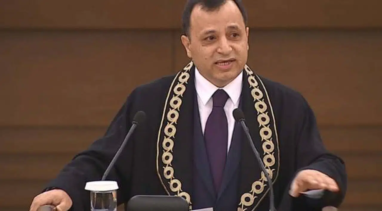 AYM Başkanı Arslan: Uzun yargılamalar AYM'den önce denetlenmeli