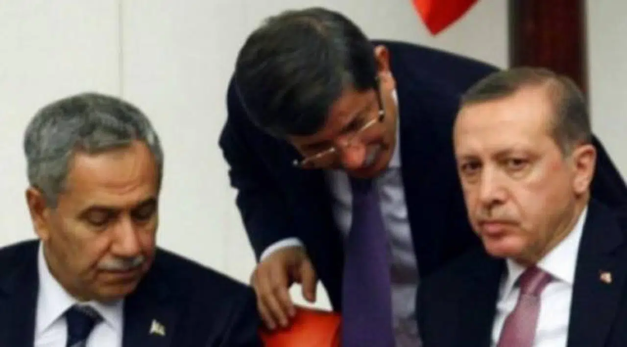 Canlı yayında açıkladı: 'Erdoğan tehdit etti, Davutoğlu sustu'