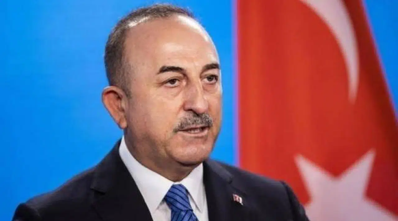 Çavuşoğlu: Taraf tutmak zorunda değiliz