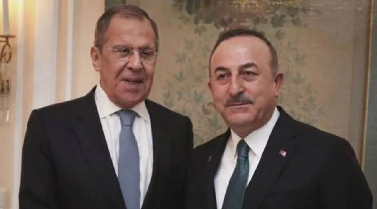 Çavuşoğlu ve Lavrov Moskova'da bir araya geldi