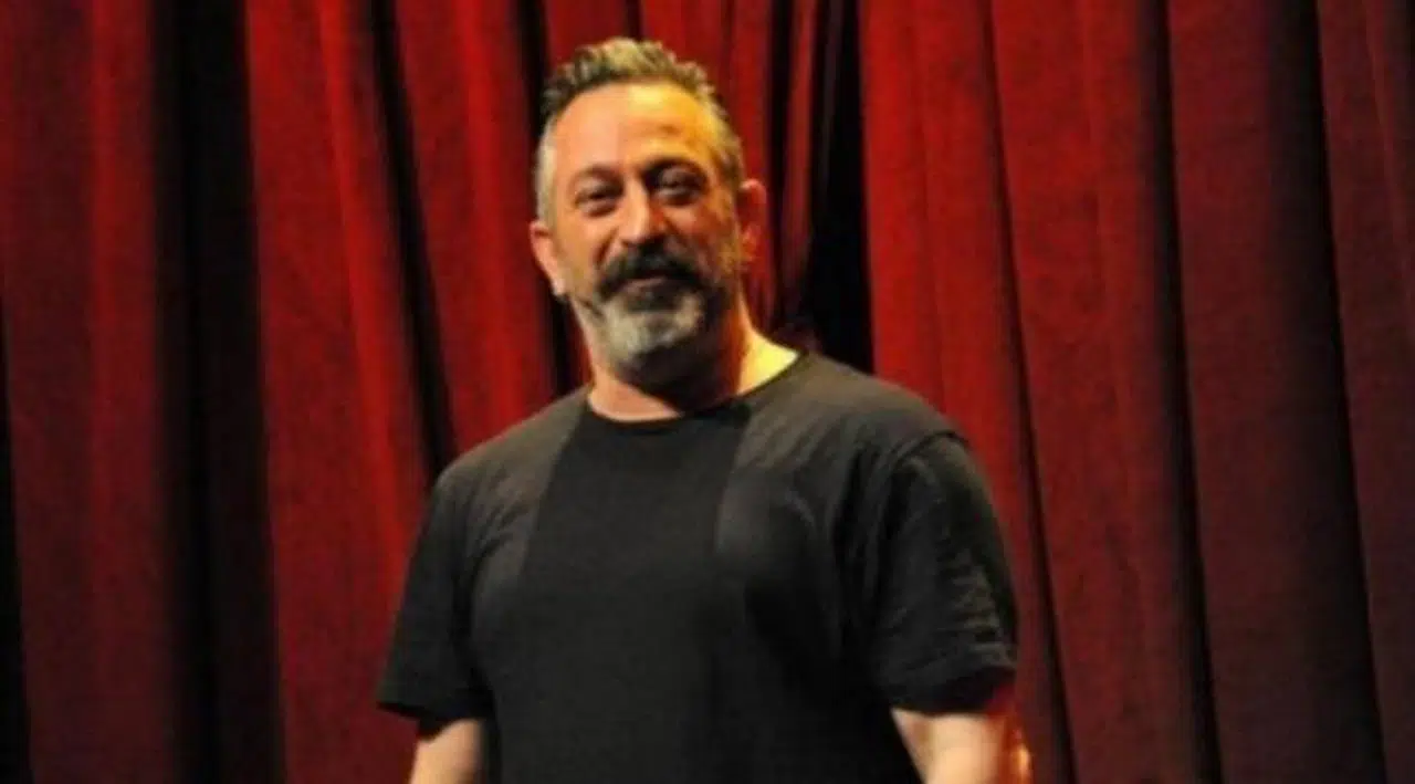 Cem Yılmaz’dan Ahmet Hakan’a Hazal Kaya göndermesi: Sözleri salonu kahkahaya boğdu…
