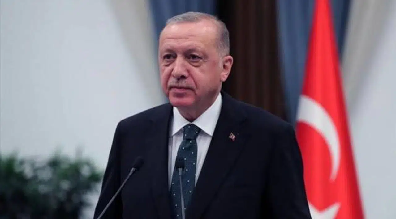 Erdoğan: Gençlerimiz, sokaktaki vatandaşlarımız yarına daha bir umutla bakıyor