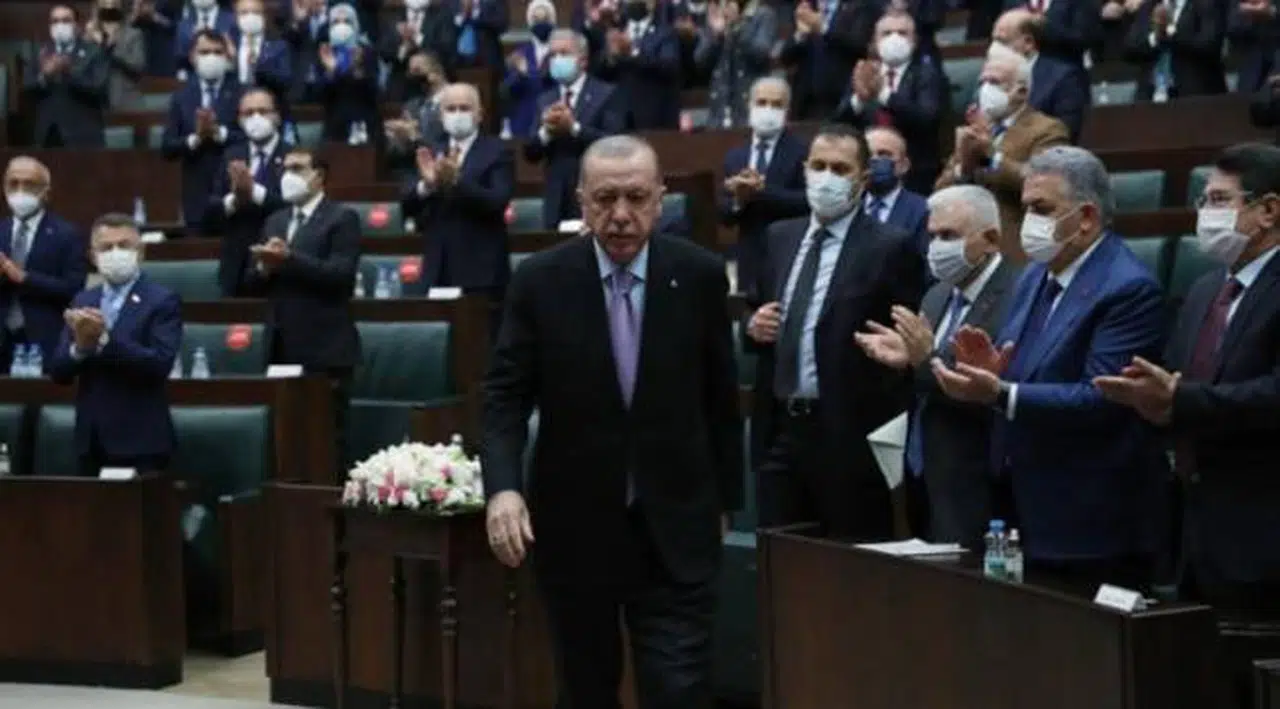 Erdoğan'ın yapacağı grup toplantısı iptal edildi