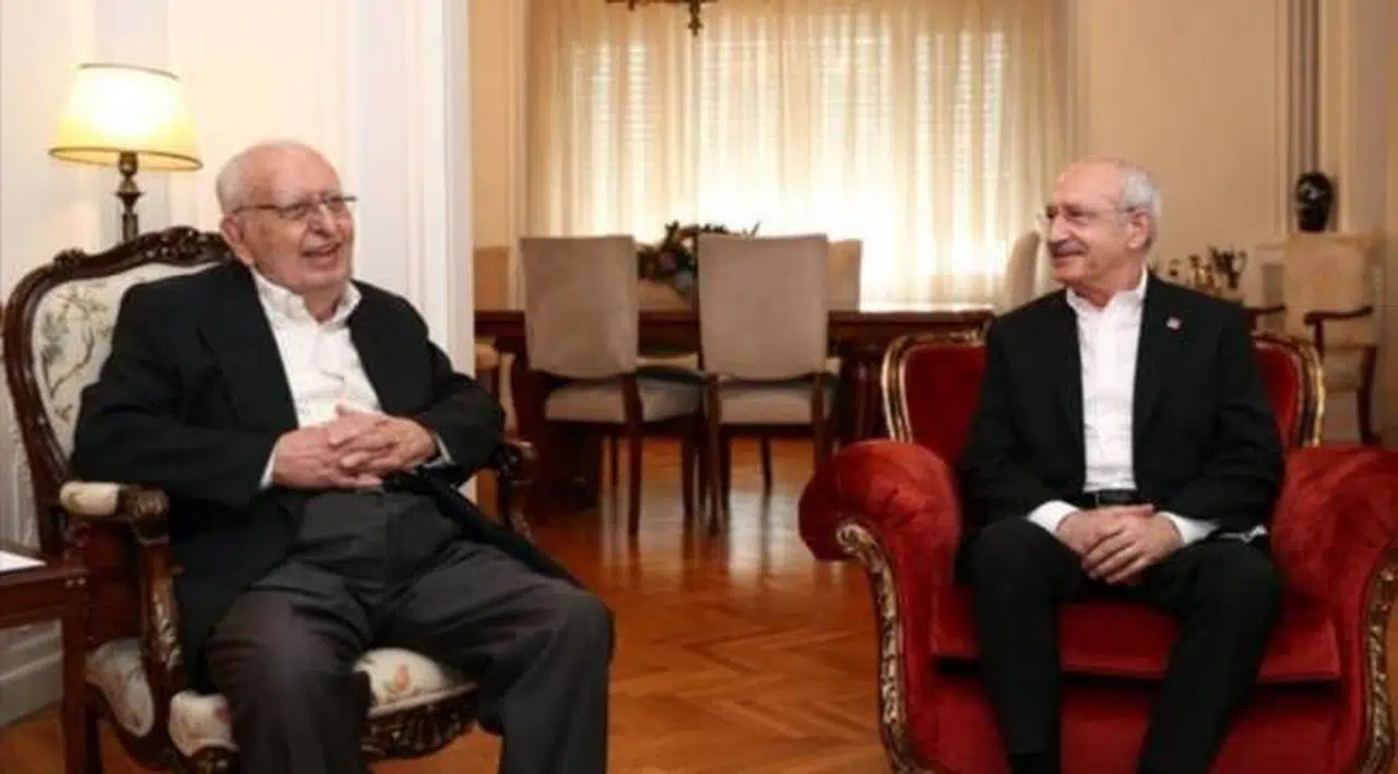 Hüsamettin Cindoruk: Bugün CHP benim de partimdir, var mı diyeceğiniz?
