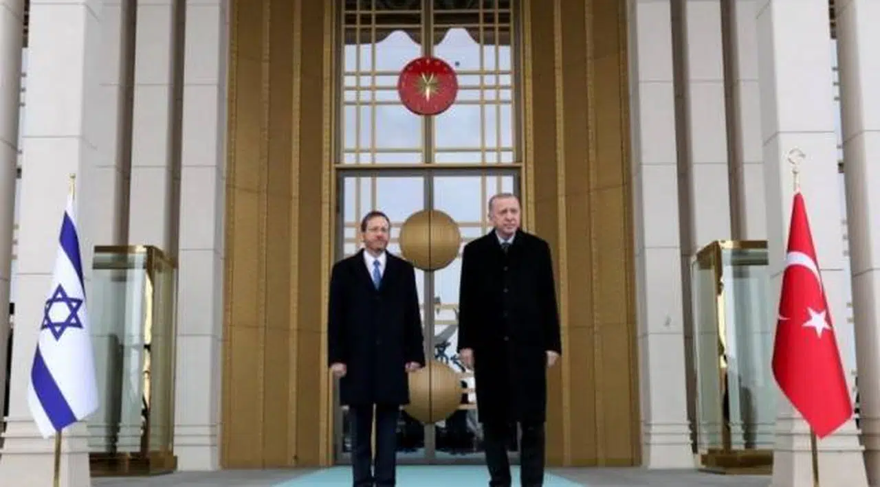 İsrail Cumhurbaşkanı Herzog Beştepe'de resmi törenle karşılandı