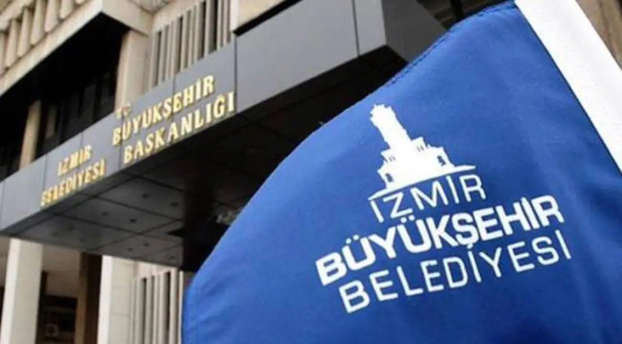 İzmir Büyükşehir'de şok görevden almalar