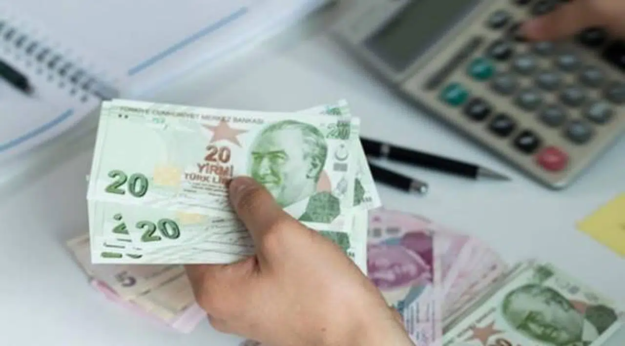 Memurun 844, asgari ücretlinin 601 lirası iki ayda buhar oldu
