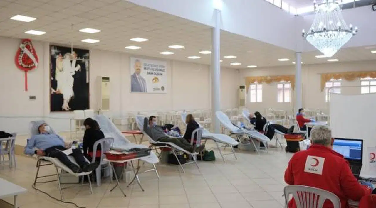 Menemen Belediyesi'nden kan bağışı kampanyası
