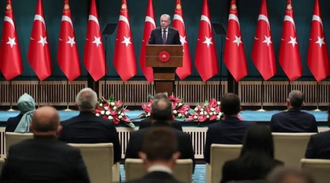 Pakdemirli'den sonra iki bakan değişikliği daha gündemde