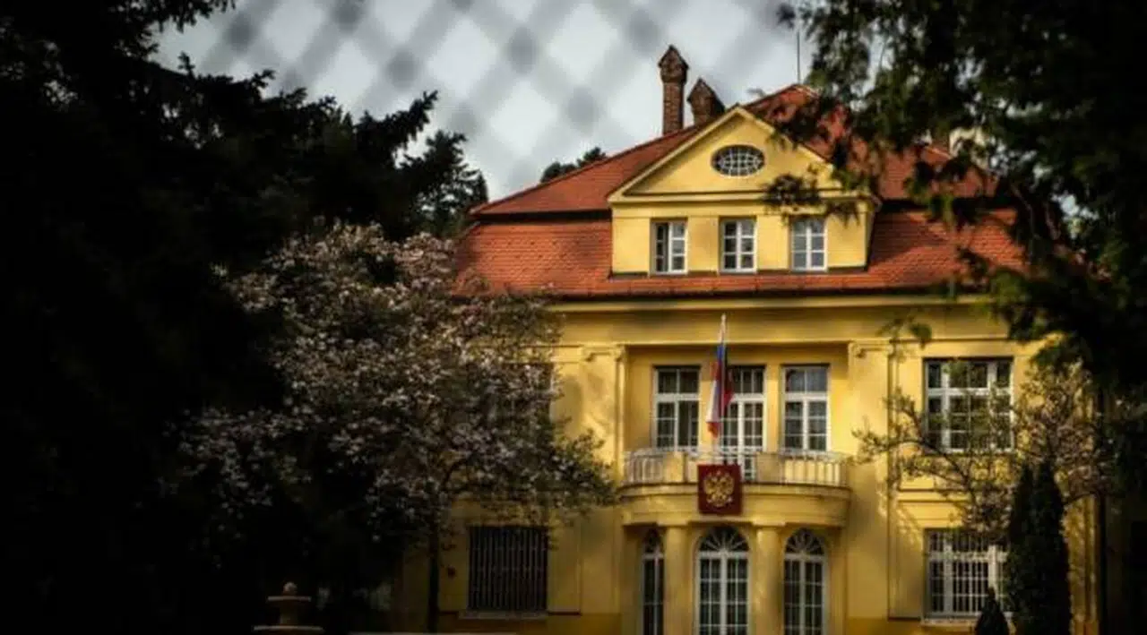 Slovakya, 3 Rus diplomatı sınır dışı etti