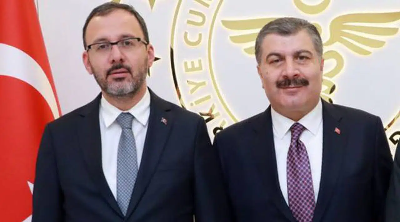 'Spor Bakanı ve Sağlık Bakanı'nın görevden alınma olasılığını yüksek görüyorum'