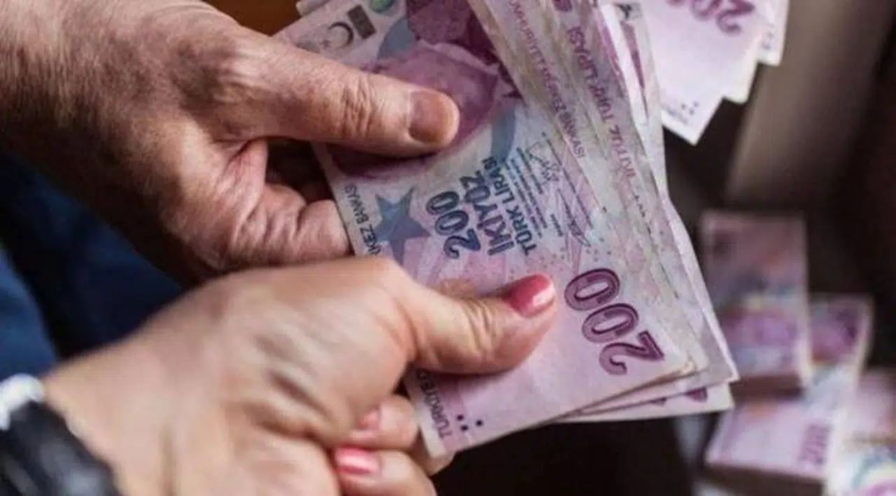 Yandaş gazete emekliye bayram ikramiyesinde '4 formül'ü duyurdu