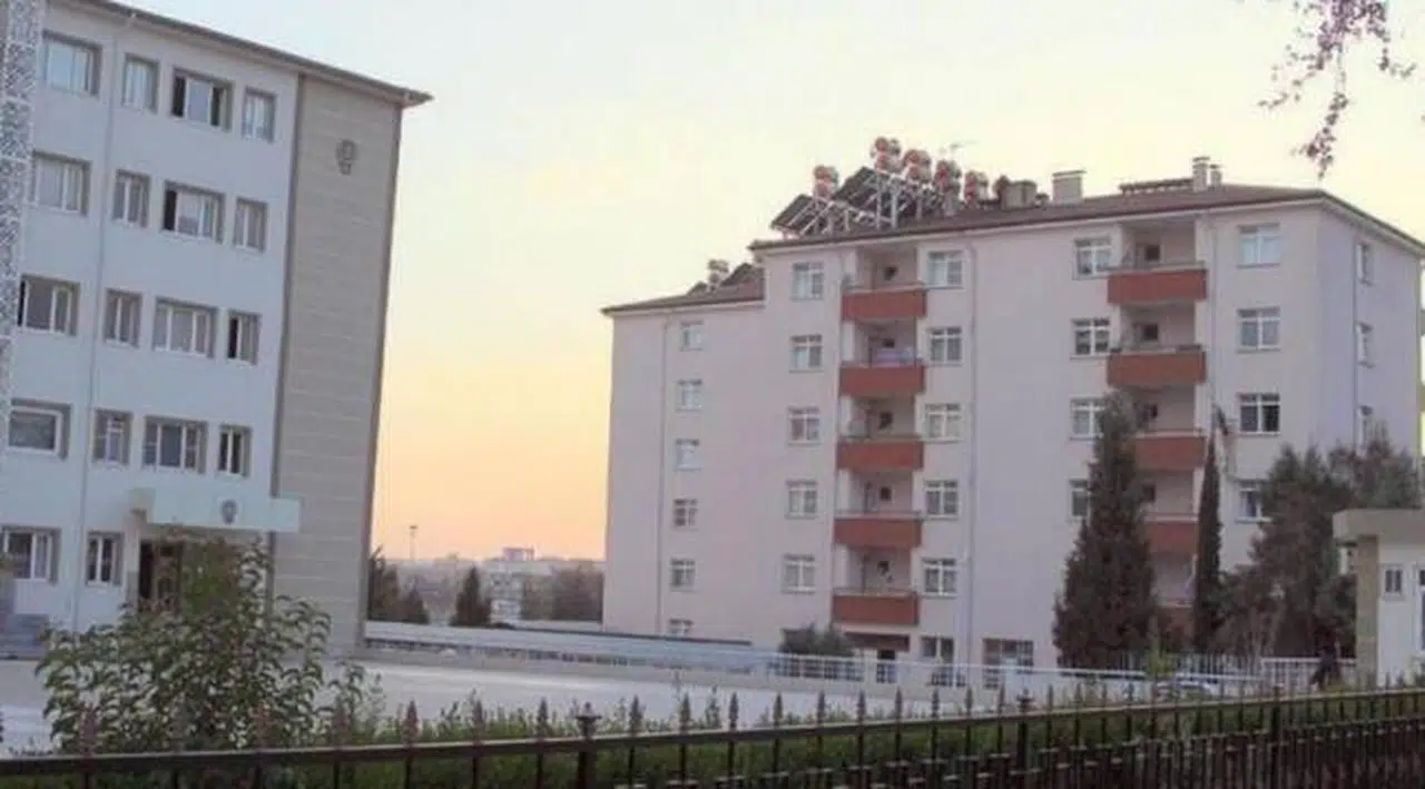 '200 bin kamu lojmanı satılacak'