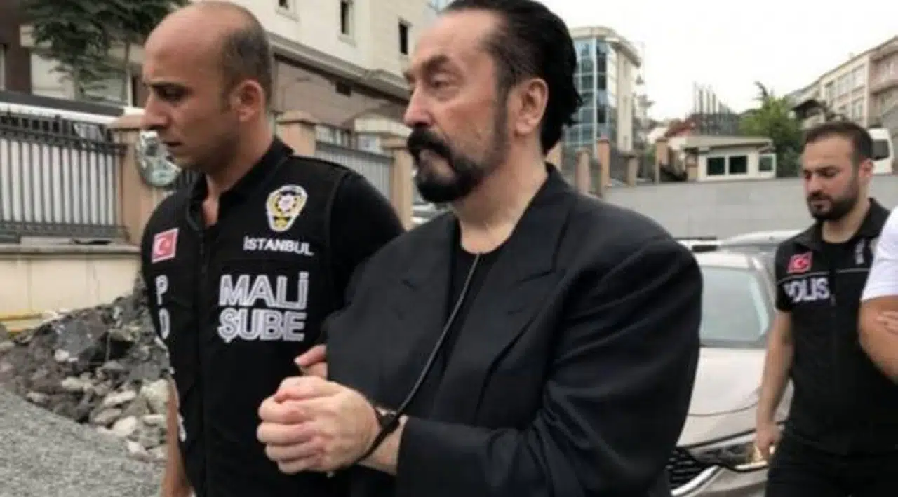 Adnan Oktar Edirne'den Erzurum'a nakledildi