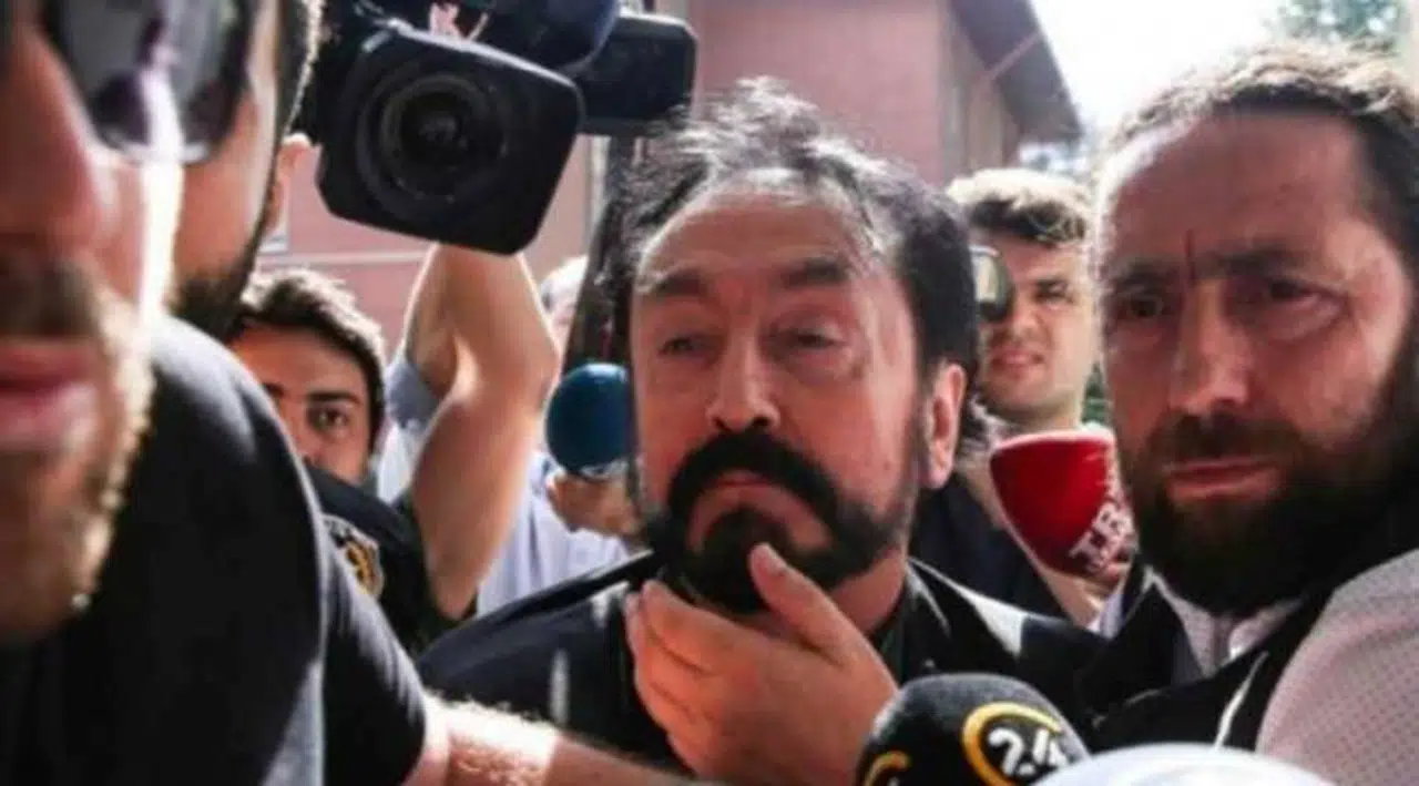 Adnan Oktar'ın avukatları tutuklandı